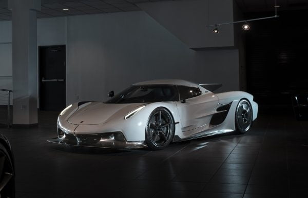 KoenigseggJeskoAbsolut1