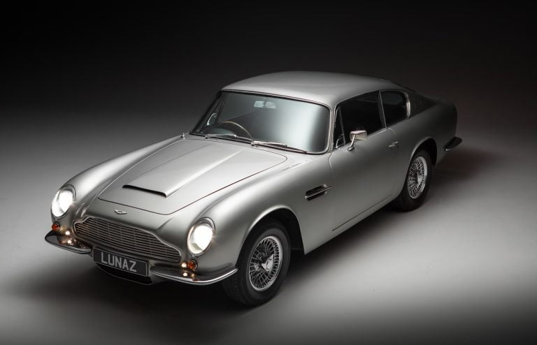 Aston-Martin-DB6-Lunaz 4