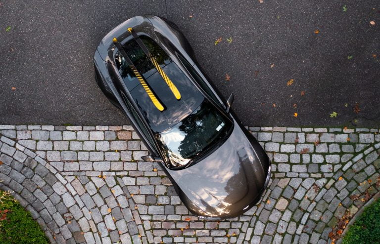 Photography of the Aston Martin Vantage courtesy of Daniel Wagner