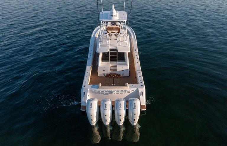 Imagery courtesy of Gulf Crosser Yachts.