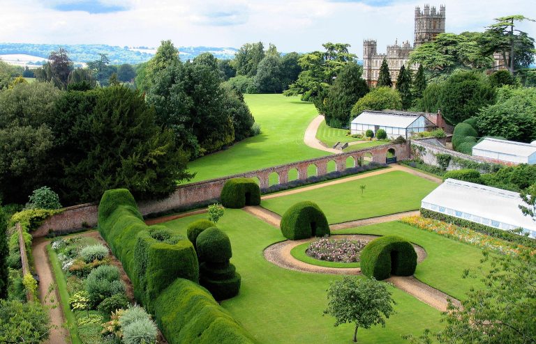 Highclere Castle's gardens. Imagery courtesy of Highclere Castle Gin.