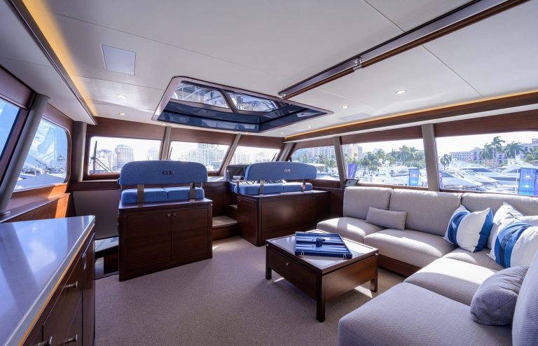 GB85 Flybridge - Imagery courtesy of Grand Banks