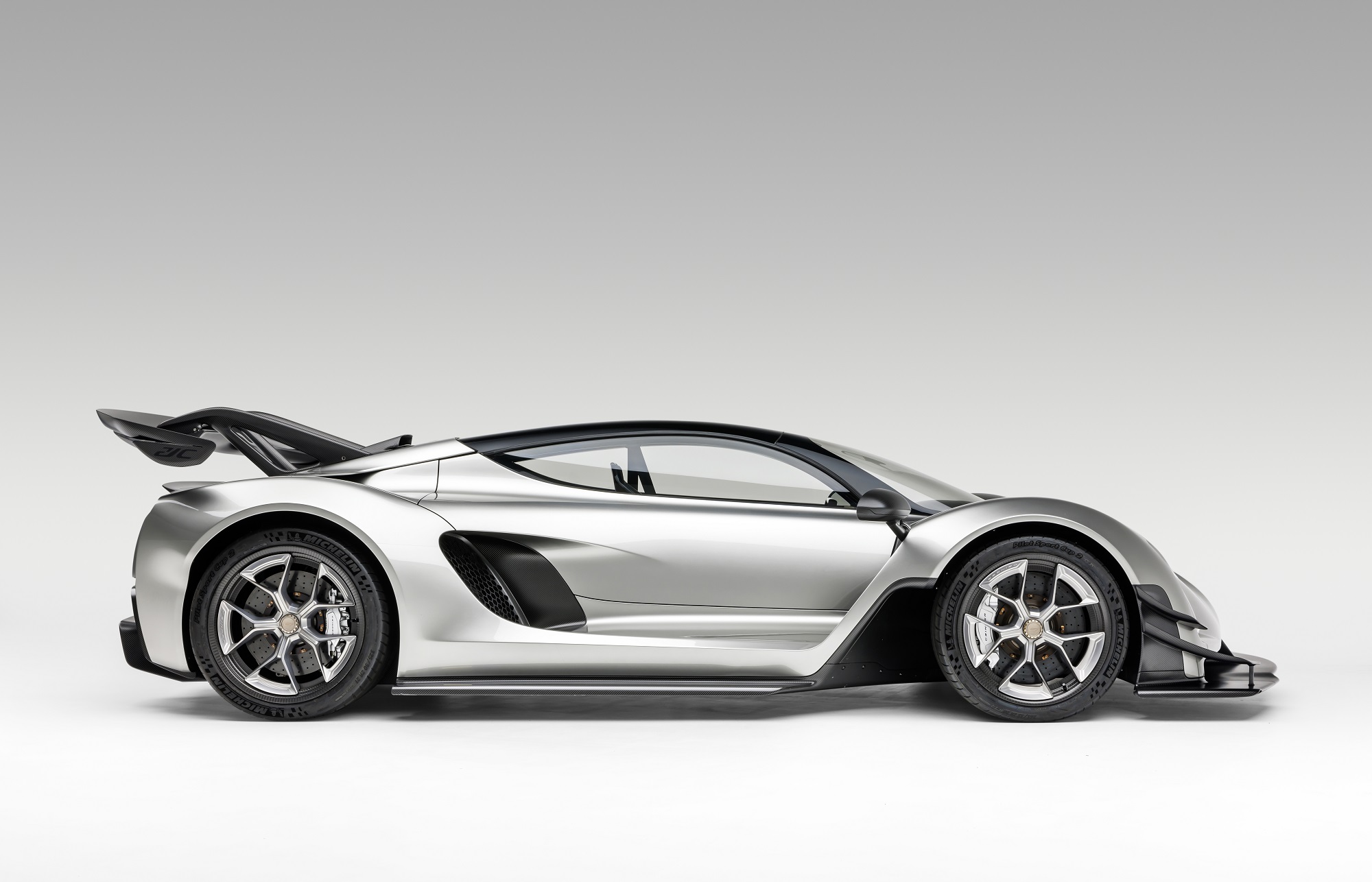 The Czinger 21C Hypercar, The New SR-71 Spy Plane - EQ. Magazine