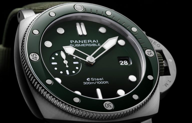 Panerai QuarantaQuattro Verde Smeraldo - Imagery courtesy of Panerai