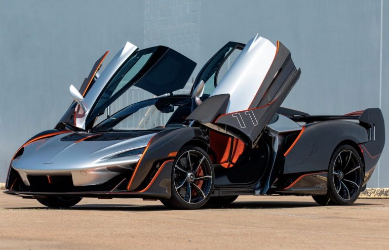 2020 McLaren Sabre - Imagery courtesy of Mecum Auctions