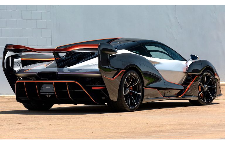 2020 McLaren Sabre - Imagery courtesy of Mecum Auctions