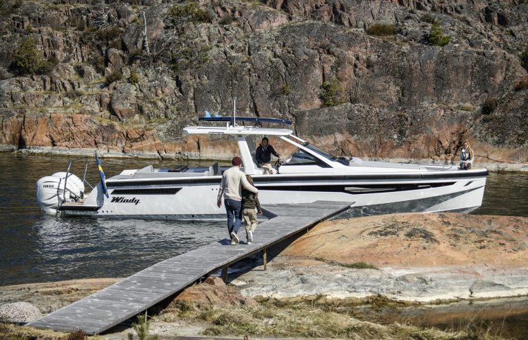 Windy SR44 Blackhawk - Imagery courtesy of Windy Scandinavia AB