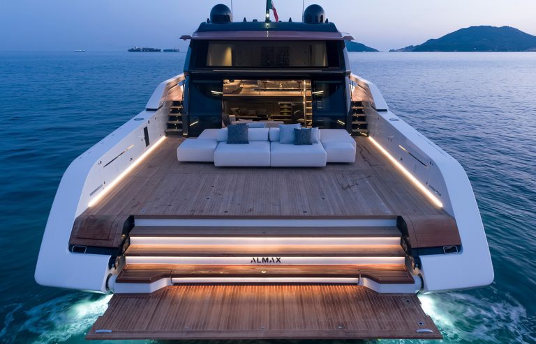 Sanlorenzo Yachts SP 110