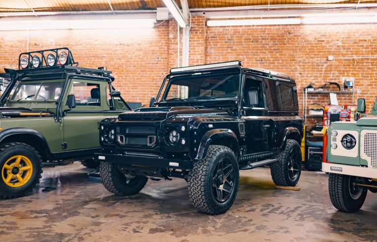 Rover Trophy Land Rover Defender - Photography courtesy of Daniel Wagner