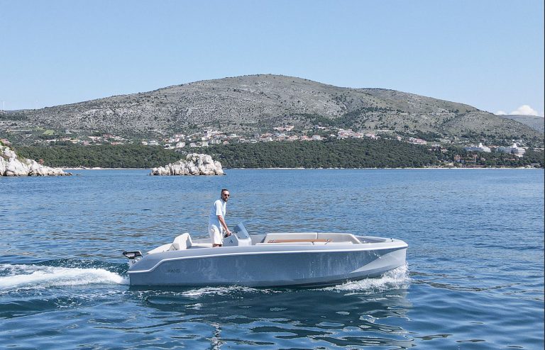 RAND Boat's Breeze 20 - EQ 2