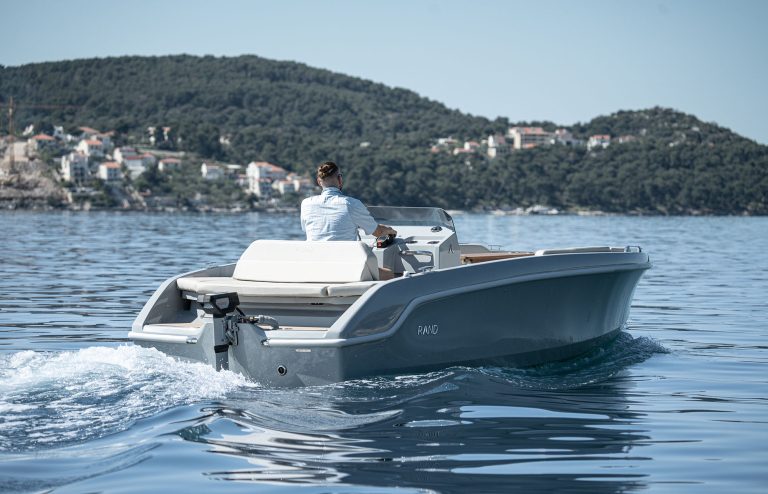 RAND Boat's Breeze 20 - EQ 6