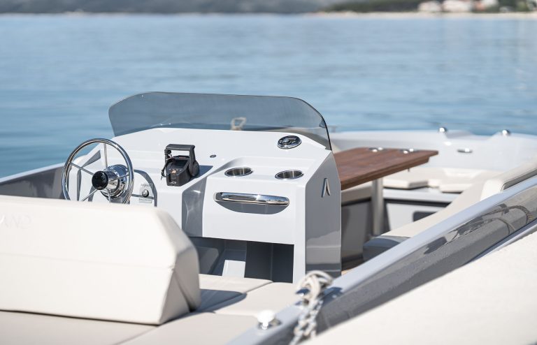 RAND Boat's Breeze 20 - EQ 9