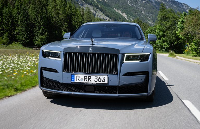 Rolls-Royce Black Badge Ghost - EQ 10