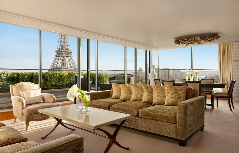 Shangri-La Hotel Paris - EQ 8