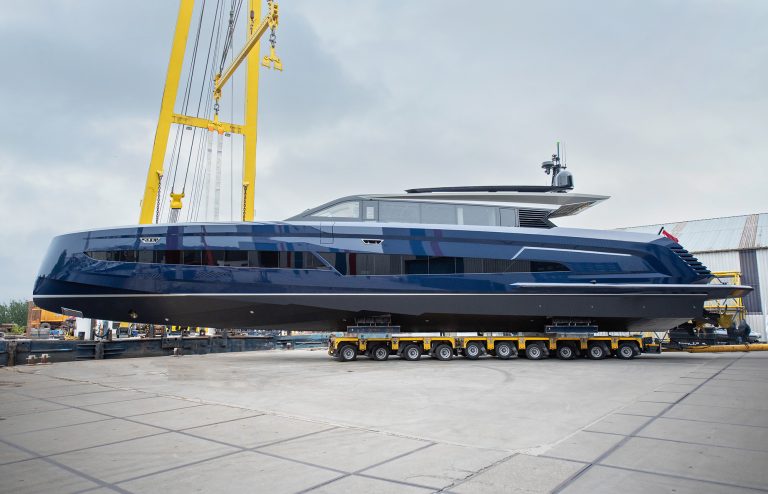 Vanquish Yachts VQ115 - EQ 2