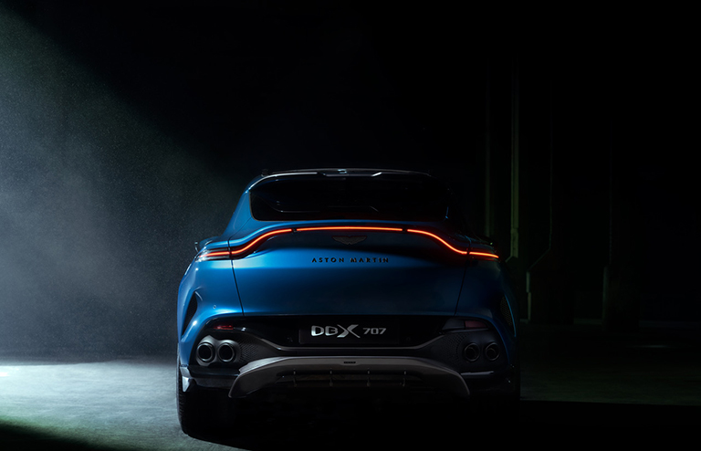 Aston_Martin_DBX707_07