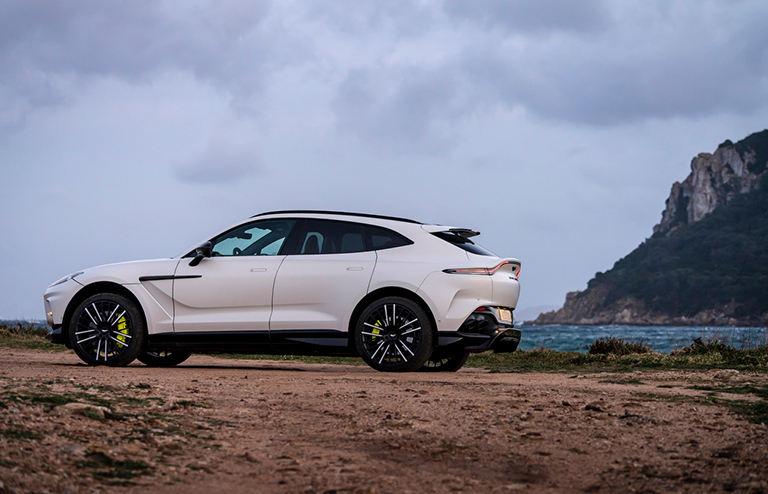 Aston_Martin_DBX707__Satin_Neutron_White__10